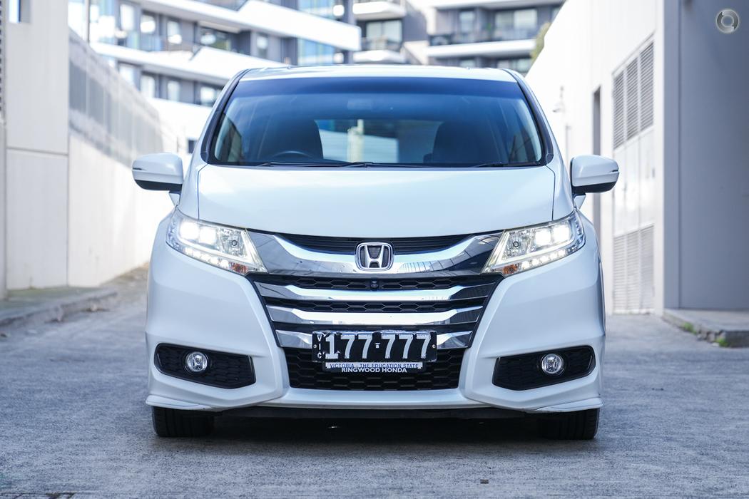 
								2017 Honda Odyssey RC MY17 VTi-L Wagon 7st 5dr CVT 7sp 2.4i #180 sold full									
