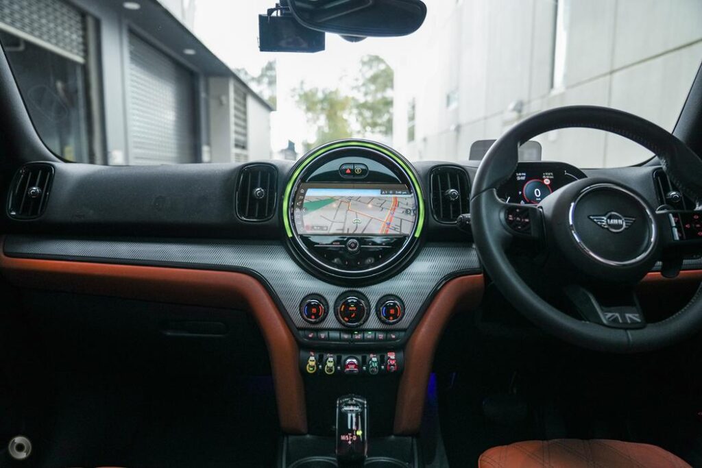 Why the 2022 MINI Countryman is Perfect for City Drivers – A Comprehensive Review 3 2022 MINI Countryman F60 LCI Cooper S MINI Yours Wagon 5dr DCT 7sp 2.0T