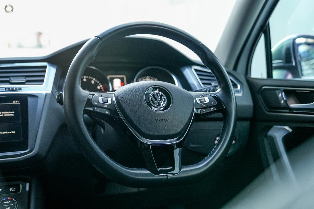 
								2018 Volkswagen Tiguan 5N MY18 162TSI Highline Allspace Wagon 7st 5dr DSG 7sp 4MOTION 2.0T #231 full									