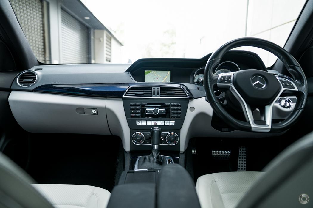 
								2015 Mercedes-Benz C-Class C204 C180 Avantgarde Coupe 2dr 7G-TRONIC + 7sp 1.6T #225 full									