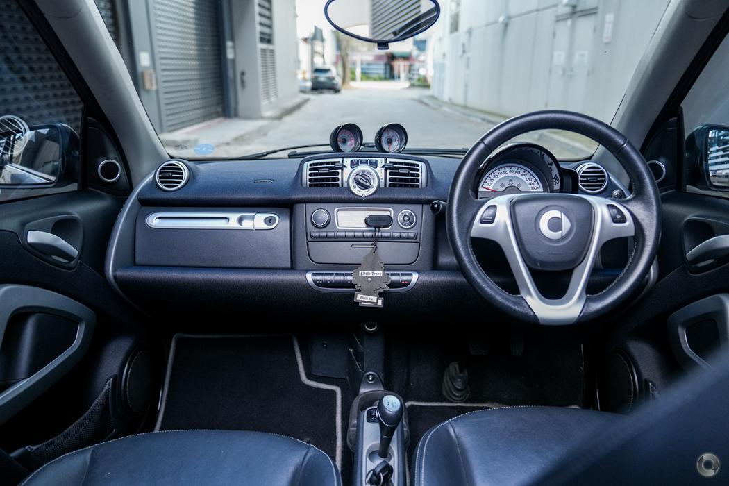 
								2011 smart fortwo 451 MY09 pulse mhd Cabriolet 3dr Softip 5sp 1.0i #240 sold full									