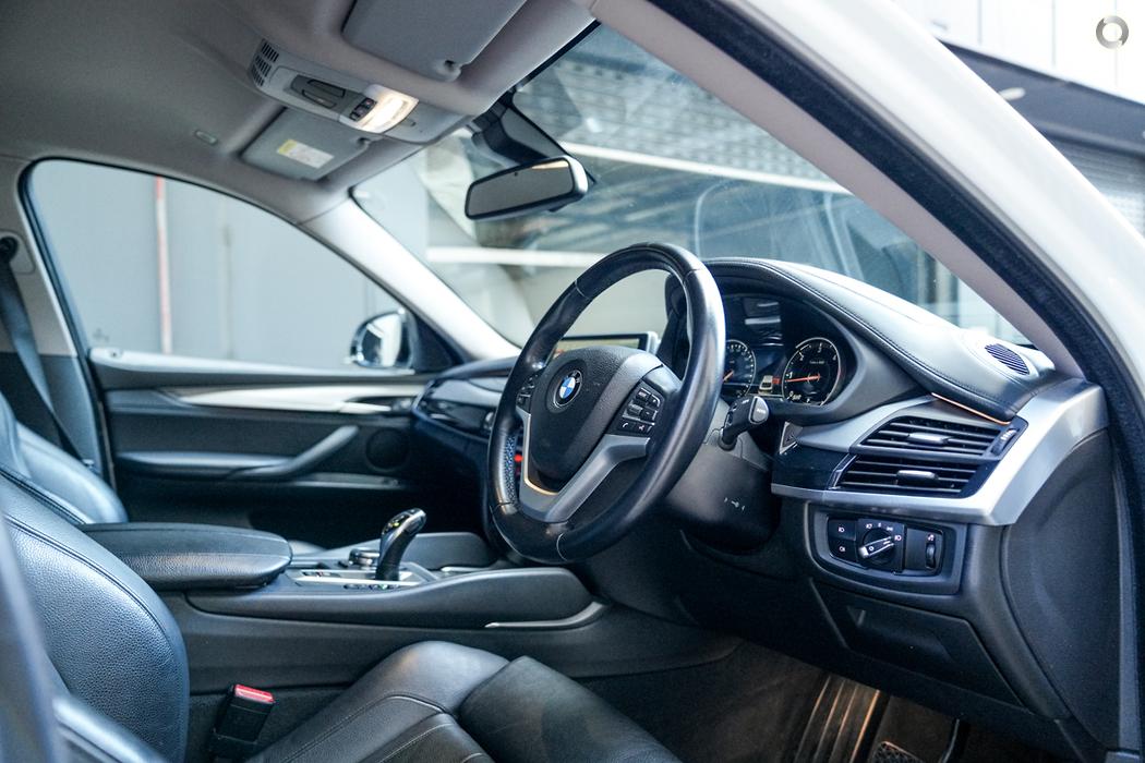 
								2015 BMW X6 F16 xDrive30d Coupe 5dr Steptronic 8sp 4×4 715kg 3.0DT #260 full									