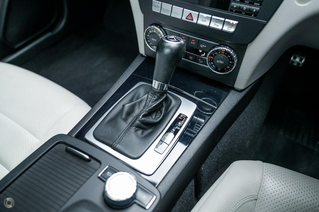 
								2015 Mercedes-Benz C-Class C204 C180 Avantgarde Coupe 2dr 7G-TRONIC + 7sp 1.6T #225 full									