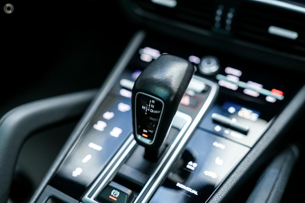 
								2019 Porsche Cayenne 9YA MY20 Wagon 5dr Tiptronic 8sp 4×4 845kg 3.0T # 310 sold full									