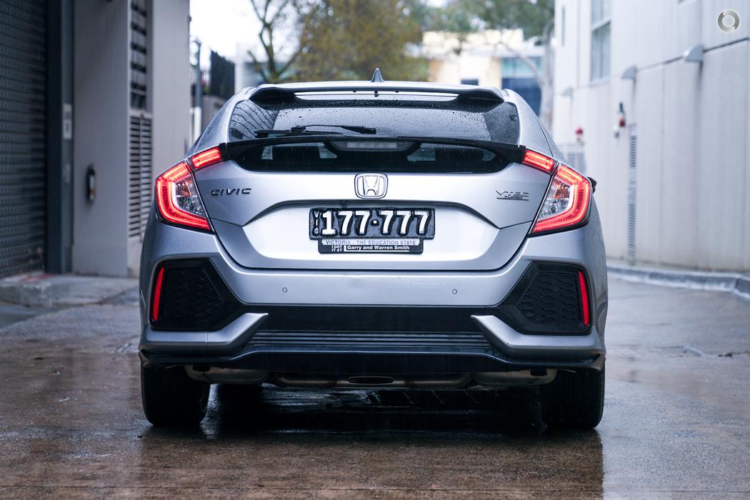 
								2017 Honda Civic 10th Gen MY17 VTi-LX Hatchback 5dr CVT 1sp 1.5T (5yr warranty) – #283 full									