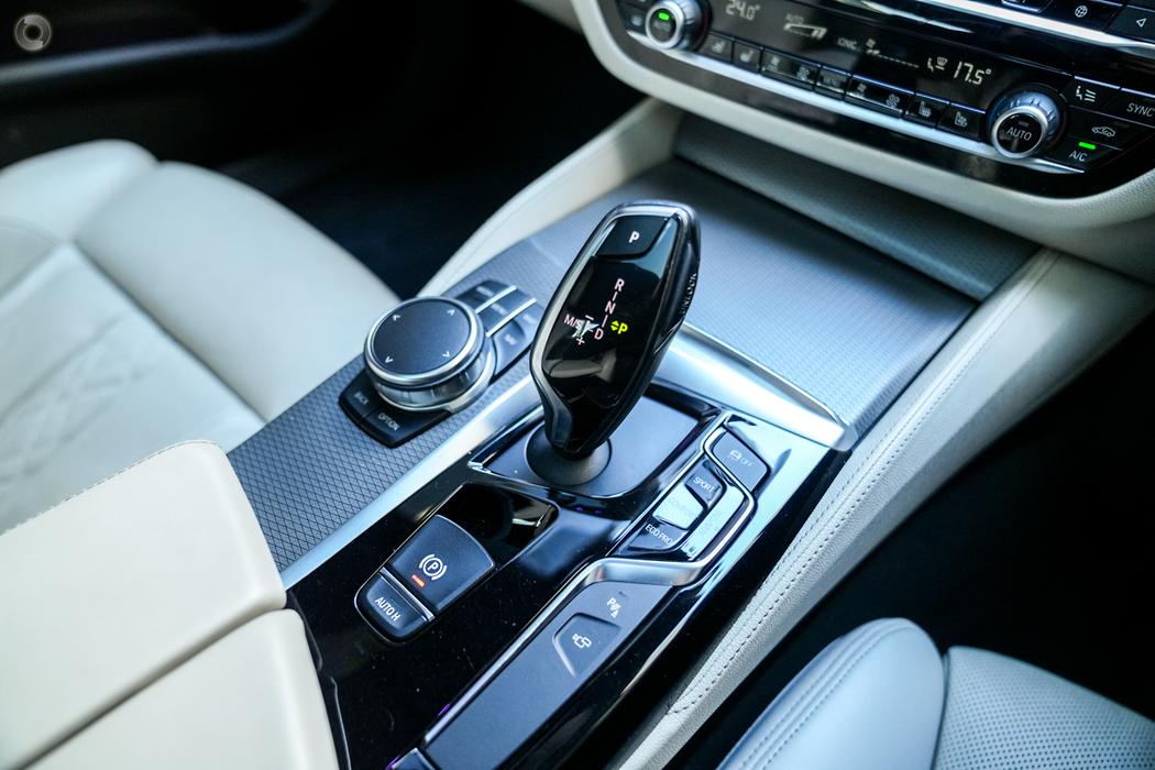 
								2018 BMW 5 Series G30 540i M Sport Sedan 4dr Steptronic 8sp 3.0T – #264 full									