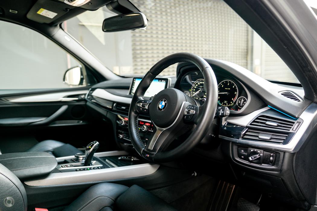 
								2018 BMW X5 F15 xDrive30d Wagon 5dr Spts Auto 8sp 4×4 715kg 3.0DT #386 full									