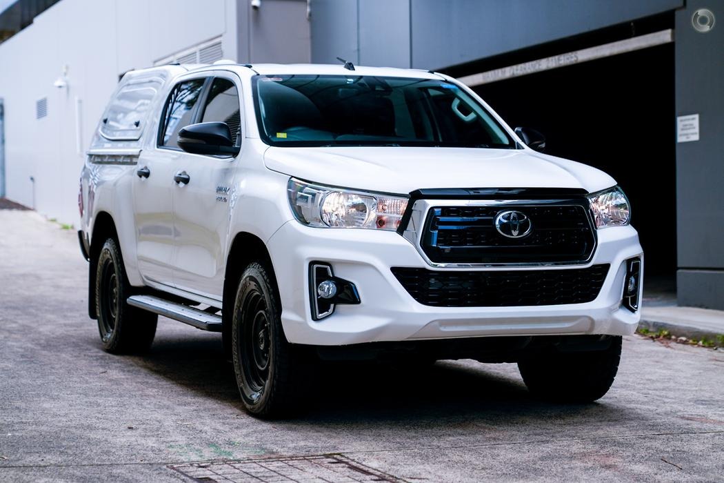 2020 Toyota Hilux GUN126R SR Utility Double Cab 4dr Spts Auto 6sp 4×4 955kg 2.8DT #404 sold