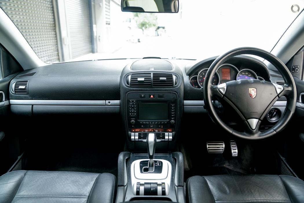 
								2004 Porsche Cayenne E1 S Wagon 5dr Spts Auto 6sp 4×4 835kg 4.5i # 458 sold full									