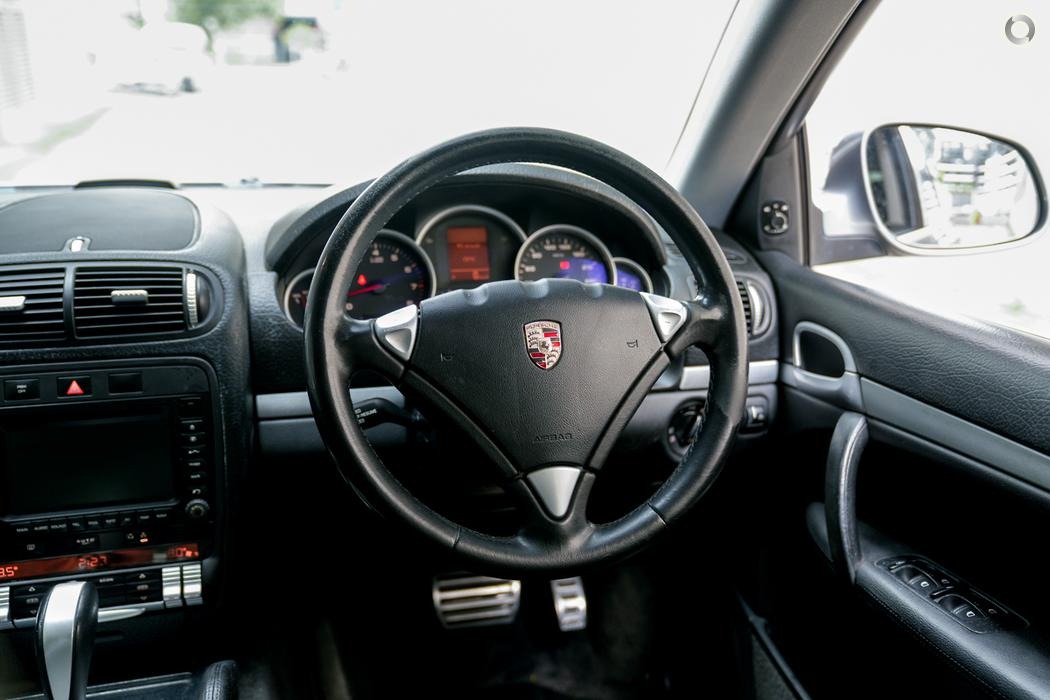 
								2004 Porsche Cayenne E1 S Wagon 5dr Spts Auto 6sp 4×4 835kg 4.5i # 458 sold full									