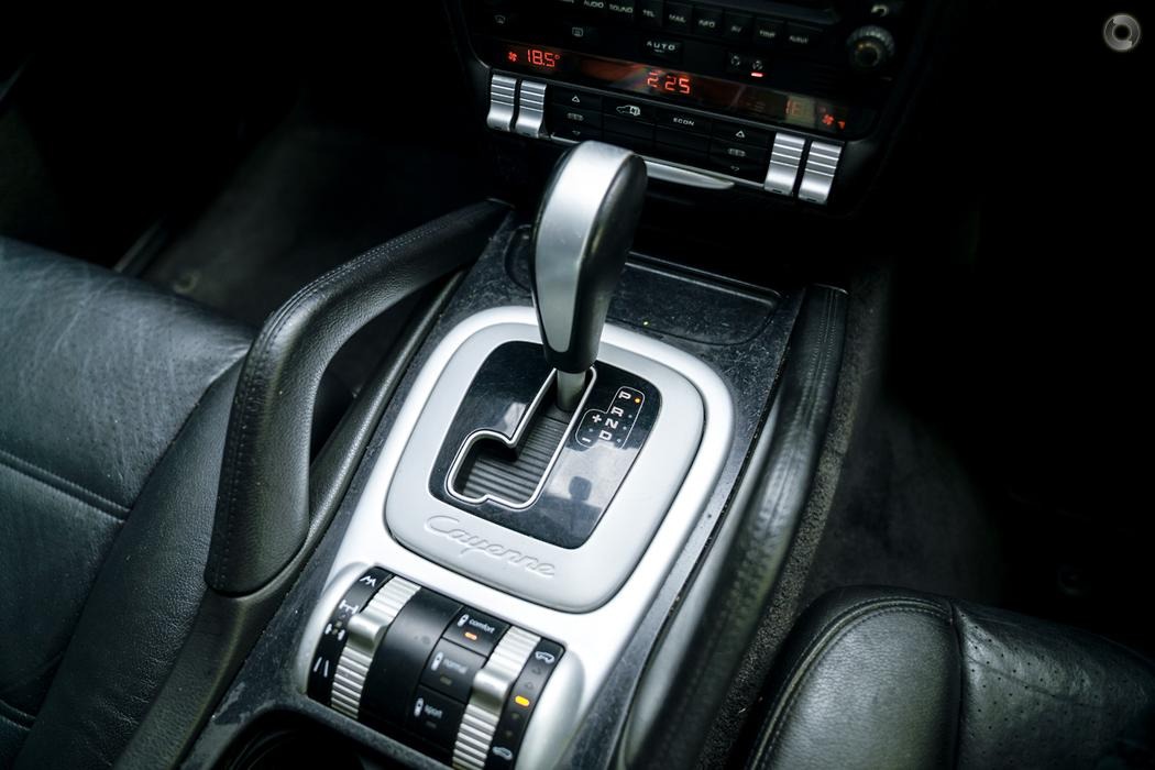 
								2004 Porsche Cayenne E1 S Wagon 5dr Spts Auto 6sp 4×4 835kg 4.5i # 458 sold full									