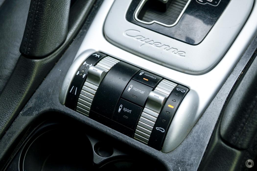 
								2004 Porsche Cayenne E1 S Wagon 5dr Spts Auto 6sp 4×4 835kg 4.5i # 458 sold full									