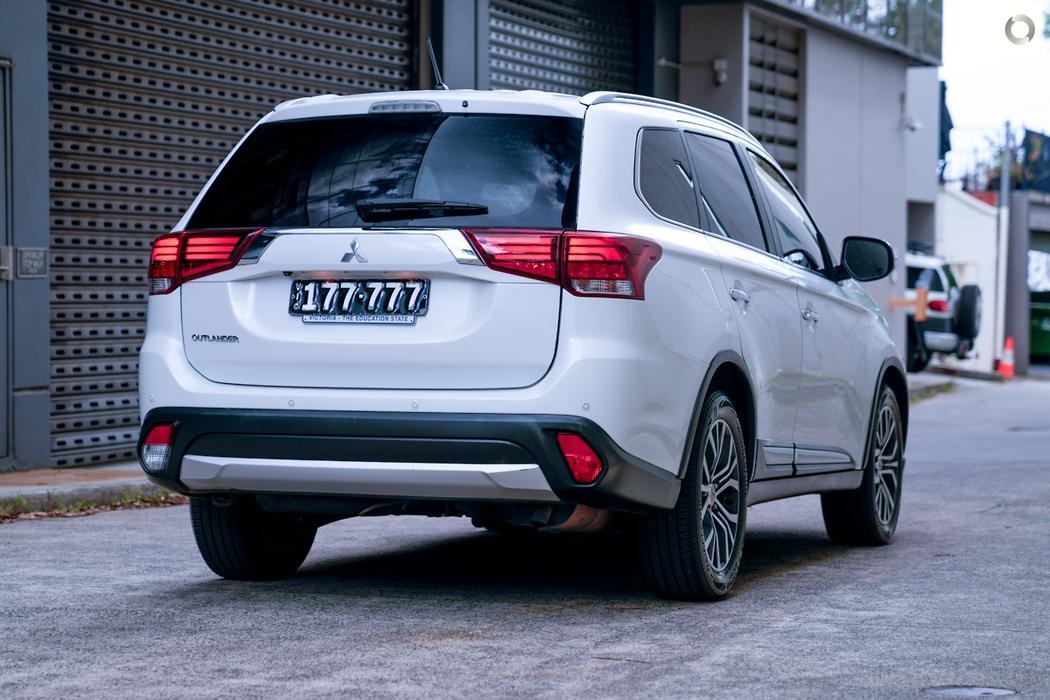 2015 Mitsubishi Outlander ZK MY16 Exceed Wagon 7st 5dr CVT 6sp 4WD 675kg 2.4i – #468