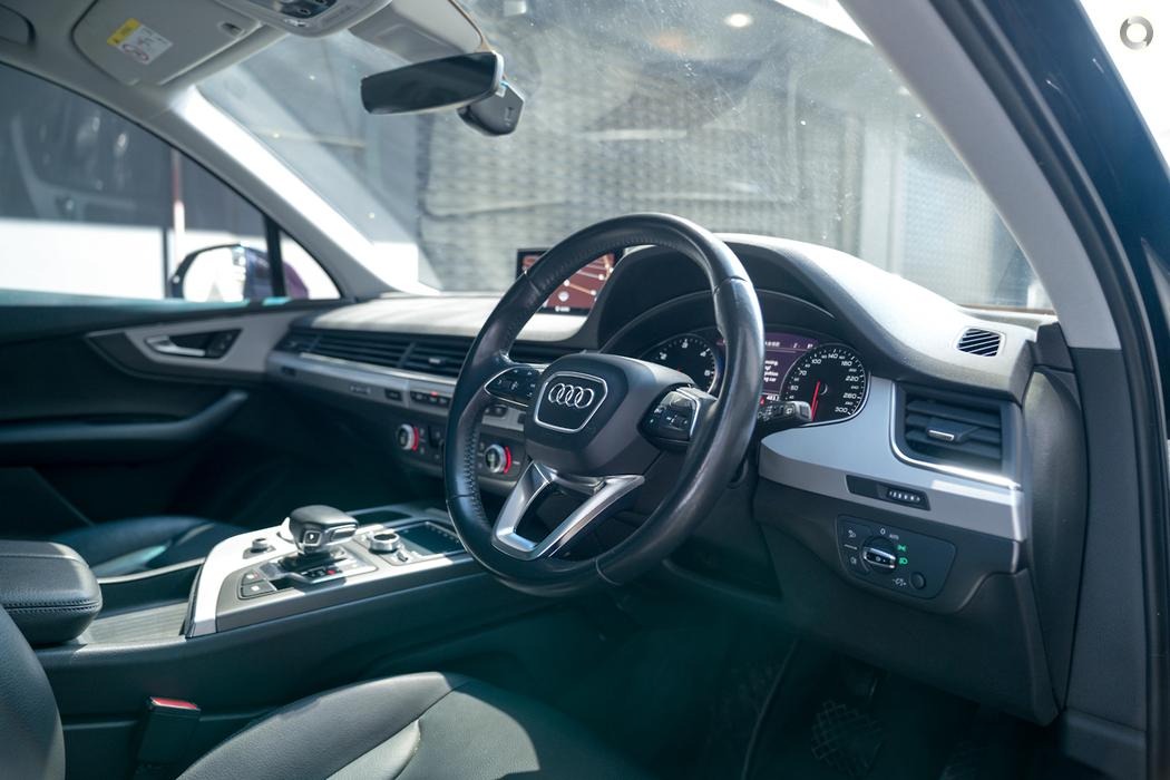 
								2018 Audi Q7 4M MY18 TDI Wagon 7st 5dr Tiptronic 8sp quattro 3.0DT (160kW) – #475 full									