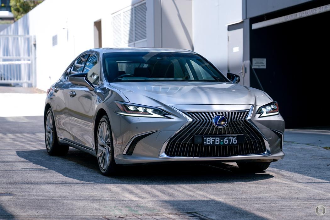 2019 Lexus ES AXZH10R ES300h Sports Luxury Sedan 4dr CVT 1sp 2.5i88kW Hybrid – #438