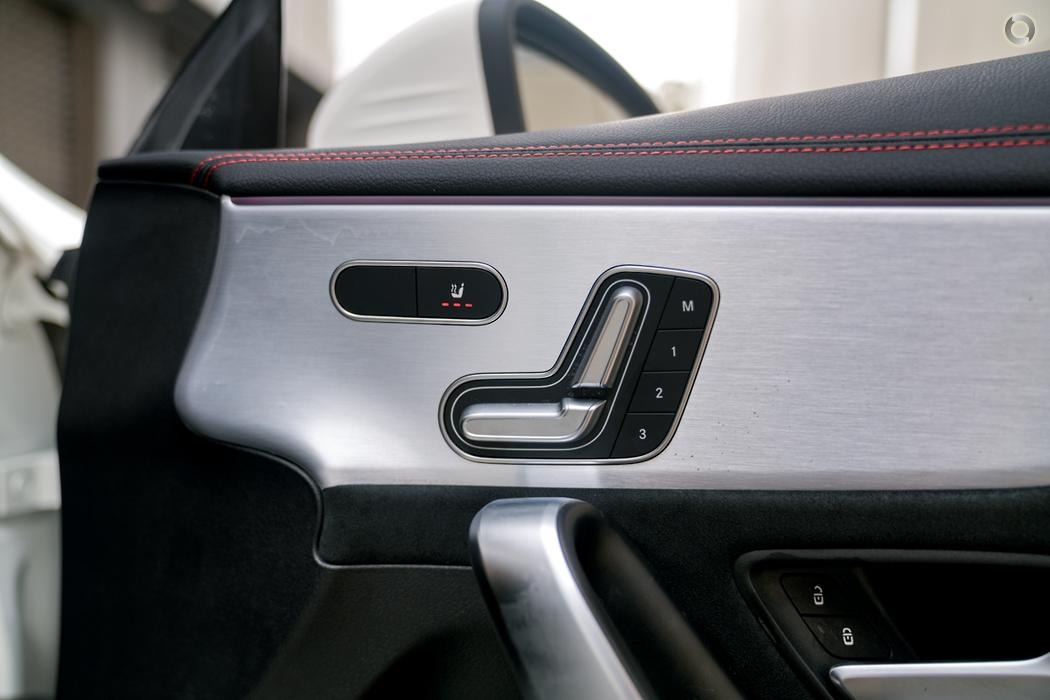 
								2019 Mercedes-Benz CLA-Class C118 800MY CLA200 Coupe 4dr DCT 7sp 1.3T #449 sold full									