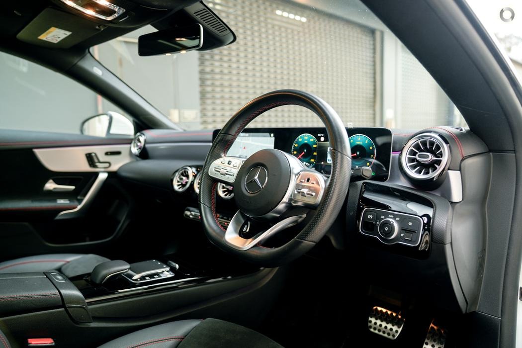 
								2019 Mercedes-Benz CLA-Class C118 800MY CLA200 Coupe 4dr DCT 7sp 1.3T #449 sold full									