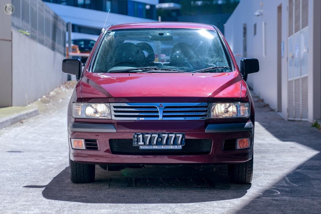 1998 Mitsubishi Nimbus UG GLX Wagon 7st 5dr Auto 4sp 2.4i – #513