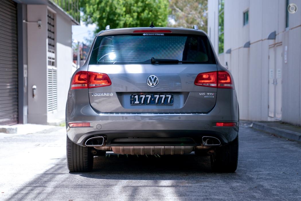 
								2011 Volkswagen Touareg 7P MY12 V6 TDI Wagon 5dr Tiptronic 8sp 4MOTION 681kg 3.0DT – #505 sold full									