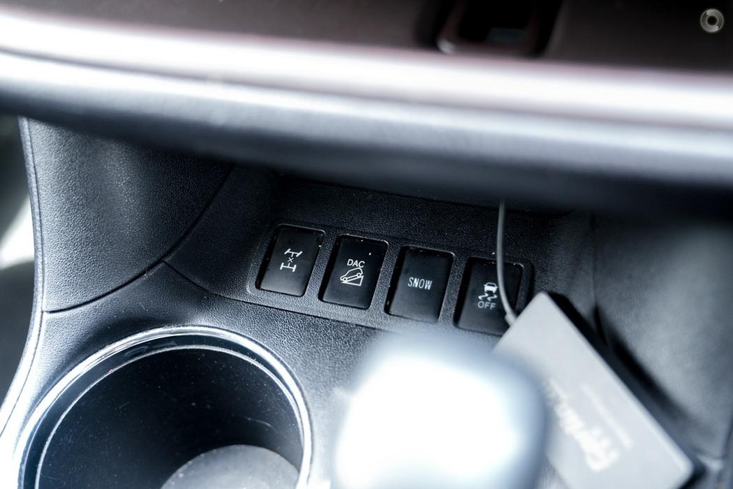 
								2015 Toyota Kluger GSU55R GXL Wagon 7st 5dr Spts Auto 6sp AWD 720kg 3.5i – #522 full									