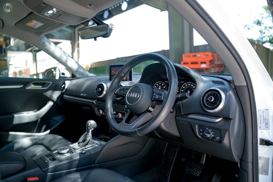 
								2019 Audi A3 8V MY20 35 TFSI S line plus Sedan 4dr S tronic 7sp 1.4T – #516 sold full									