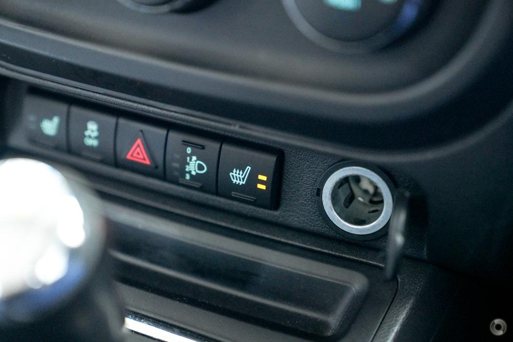 
								2012 Jeep Patriot MK MY2012 Sport Wagon 5dr CVT Auto Stick 6sp 4×2 485kg 2.0i – #540 full									