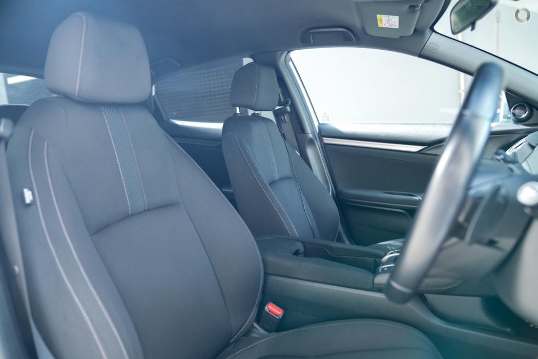 
								2017 Honda Civic 10th Gen MY17 VTi-L Hatchback 5dr CVT 1sp 1.5T – #577 full									