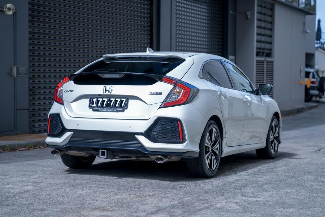 
								2017 Honda Civic 10th Gen MY17 VTi-L Hatchback 5dr CVT 1sp 1.5T – #577 full									