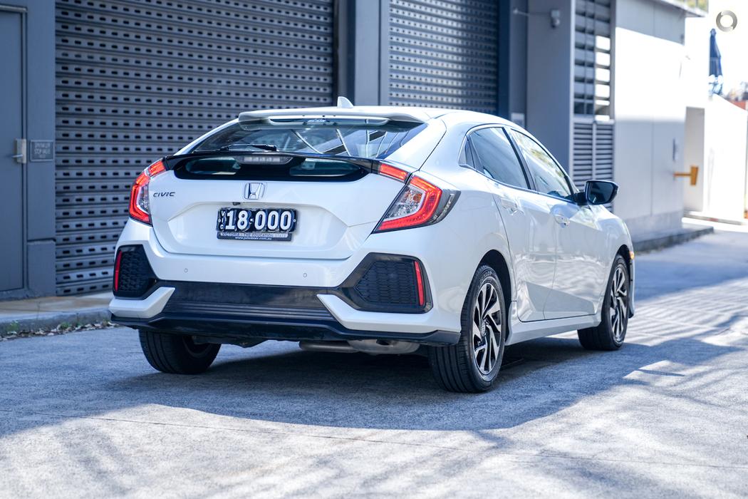 
								2018 Honda Civic 10th Gen MY18 VTi-S Hatchback 5dr CVT 1sp 1.8i – #569 full									