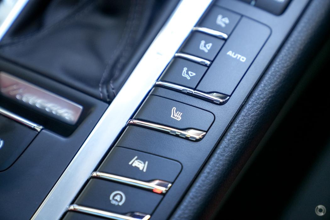 
								2019 Porsche Macan 95B MY20 Wagon 5dr PDK 7sp AWD 715kg 2.0T – #535 full									