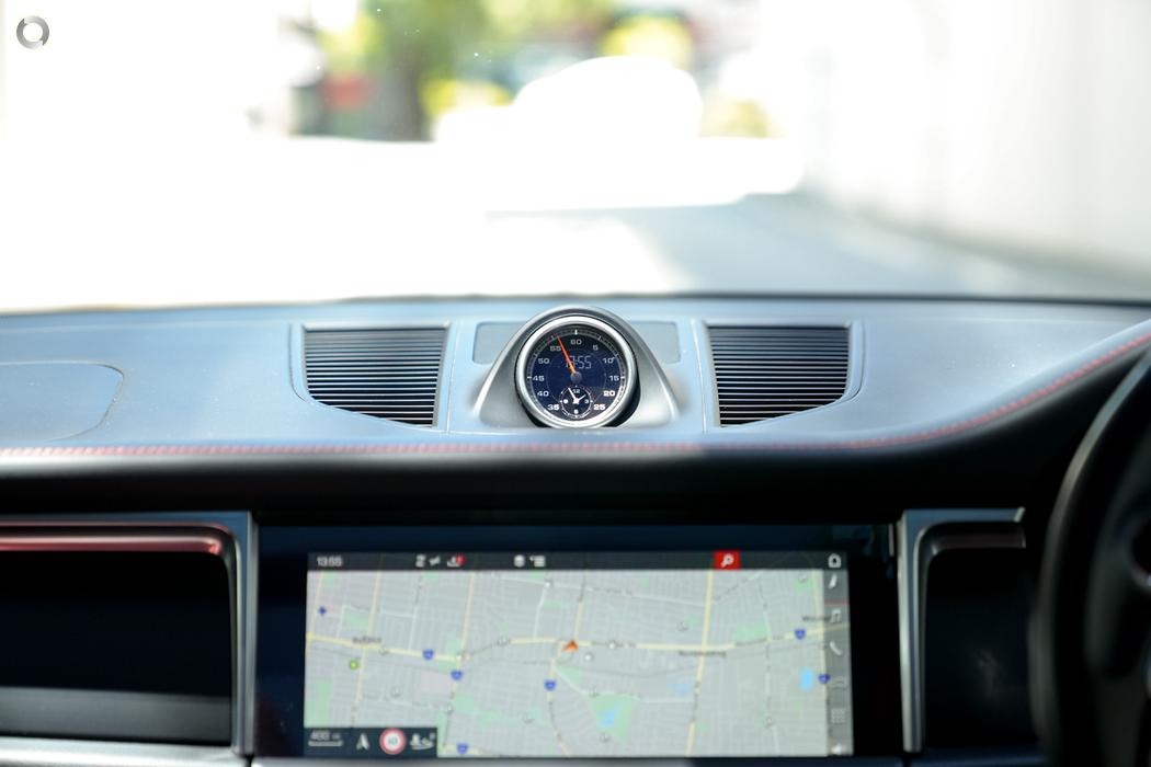 
								2019 Porsche Macan 95B MY20 Wagon 5dr PDK 7sp AWD 715kg 2.0T – #535 full									