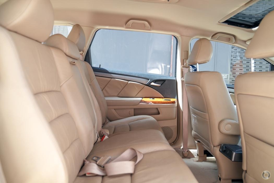 
								2005 Honda Odyssey 3rd Gen Luxury Wagon 7st 5dr Spts Auto 5sp 2.4i – #574 full									