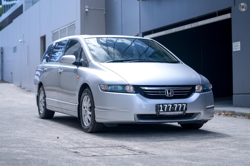 2005 Honda Odyssey 3rd Gen Luxury Wagon 7st 5dr Spts Auto 5sp 2.4i – #574