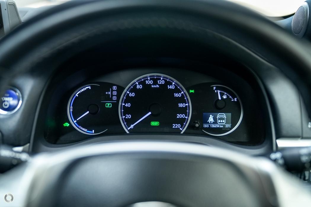 
								2011 Lexus CT ZWA10R CT200h F Sport Hatchback 5dr CVT 1sp 1.8i/60kW Hybrid – #582 full									