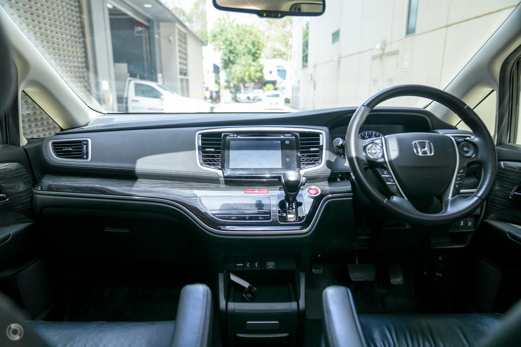 
								2014 Honda Odyssey RC MY14 VTi-L Wagon 7st 5dr CVT 7sp 2.4i – #603 full									