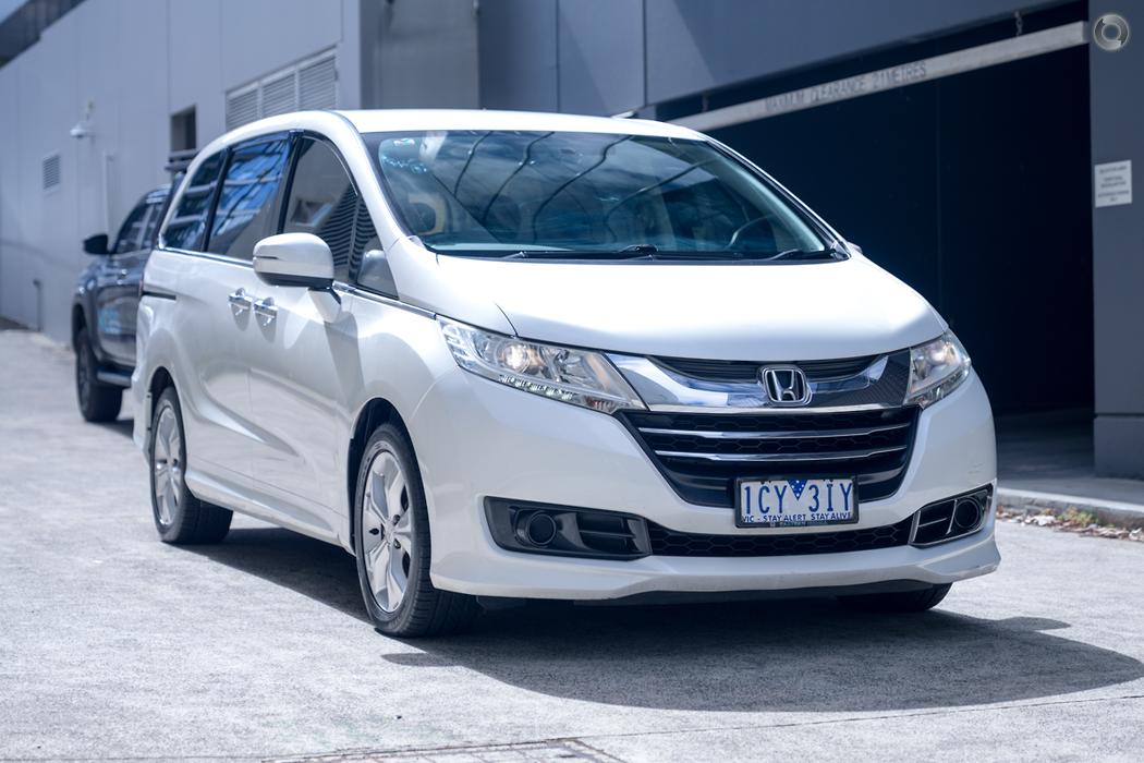2014 Honda Odyssey RC MY14 VTi Wagon 8st 5dr CVT 7sp 2.4i (1)