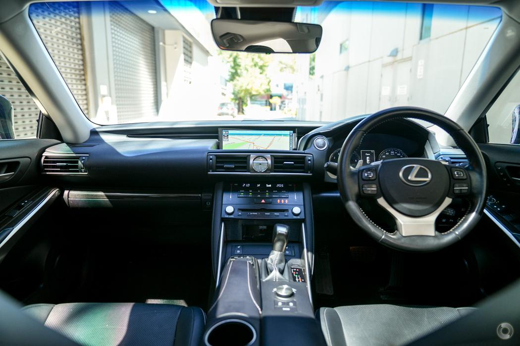 
								2017 Lexus IS ASE30R IS200t Sports Luxury Sedan 4dr Spts Auto 8sp 2.0T – #612 full									