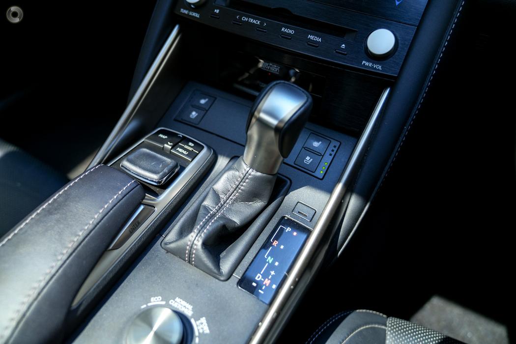 
								2017 Lexus IS ASE30R IS200t Sports Luxury Sedan 4dr Spts Auto 8sp 2.0T – #612 full									