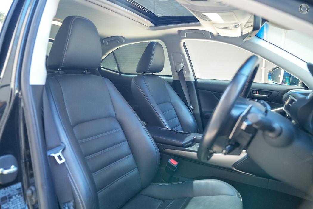 
								2017 Lexus IS ASE30R IS200t Sports Luxury Sedan 4dr Spts Auto 8sp 2.0T – #612 full									