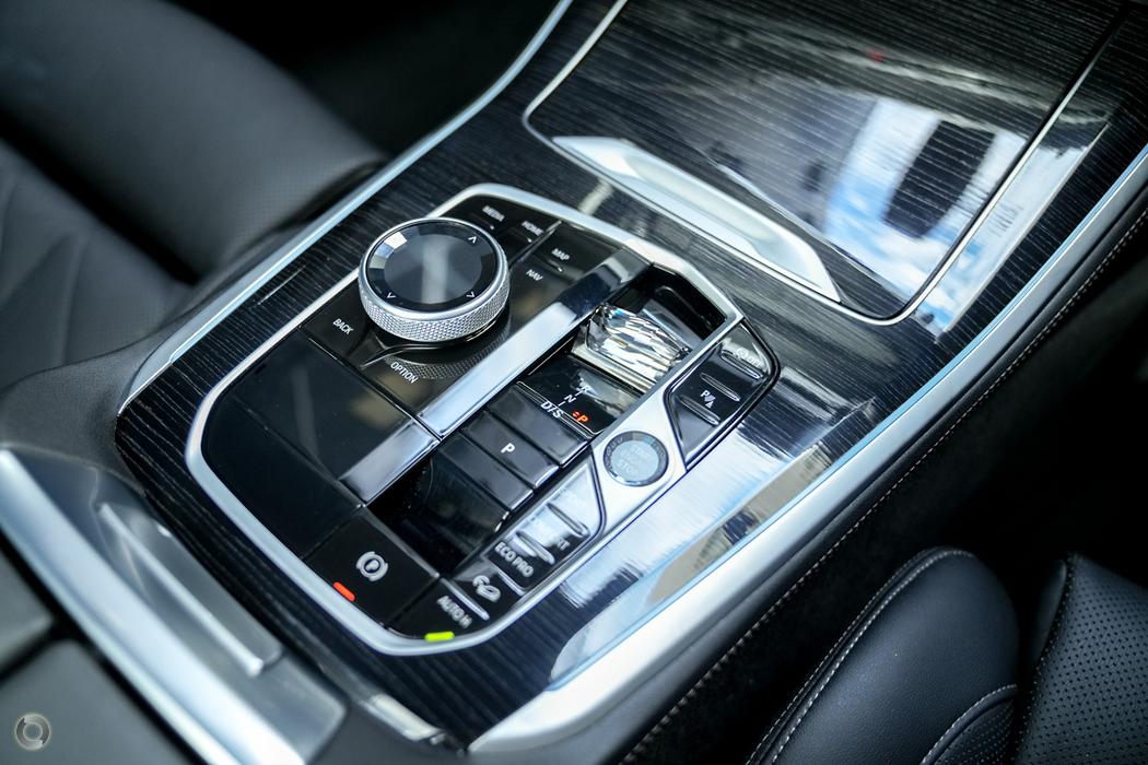 
								2023 BMW X5 G05 LCI xDrive30d M Sport Wagon 5dr Steptronic 8sp 4×4 730kg 3.0DT full									