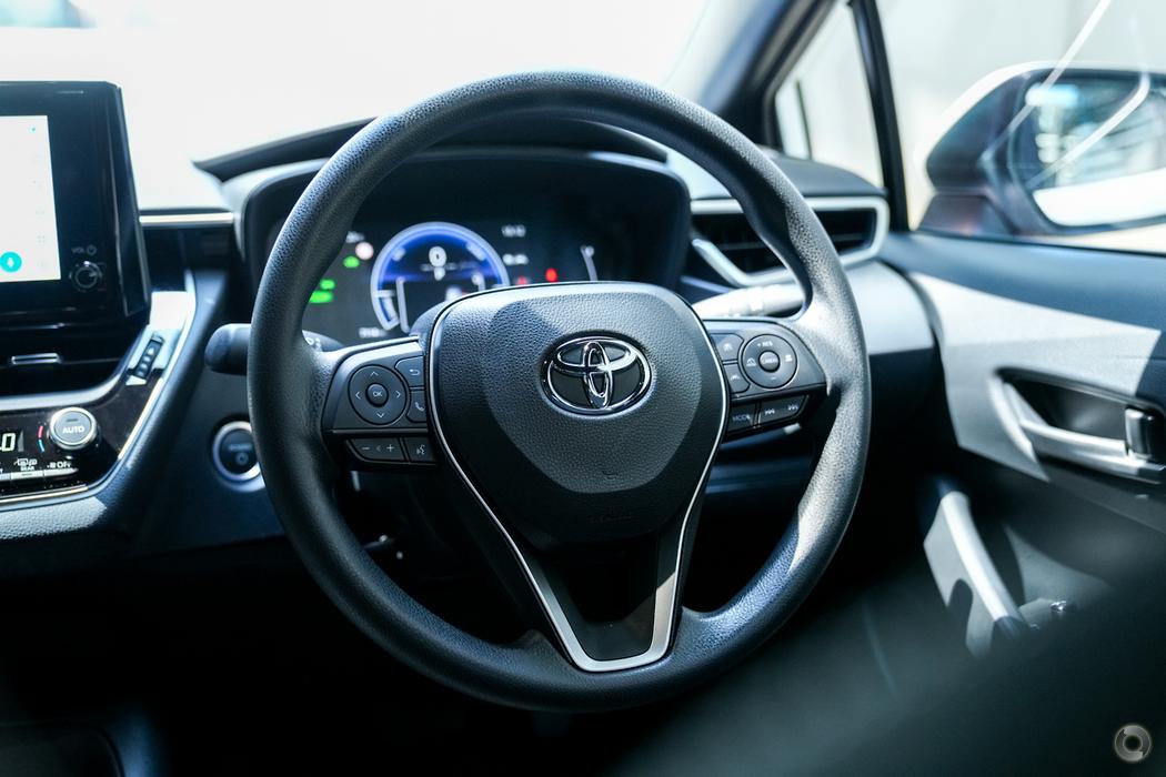 
								2024 Toyota Corolla ZWE219R Ascent Sport Hybrid Hatchback 5dr E-CVT 1sp 1.8i/70kW Hybrid – #596 sold full									