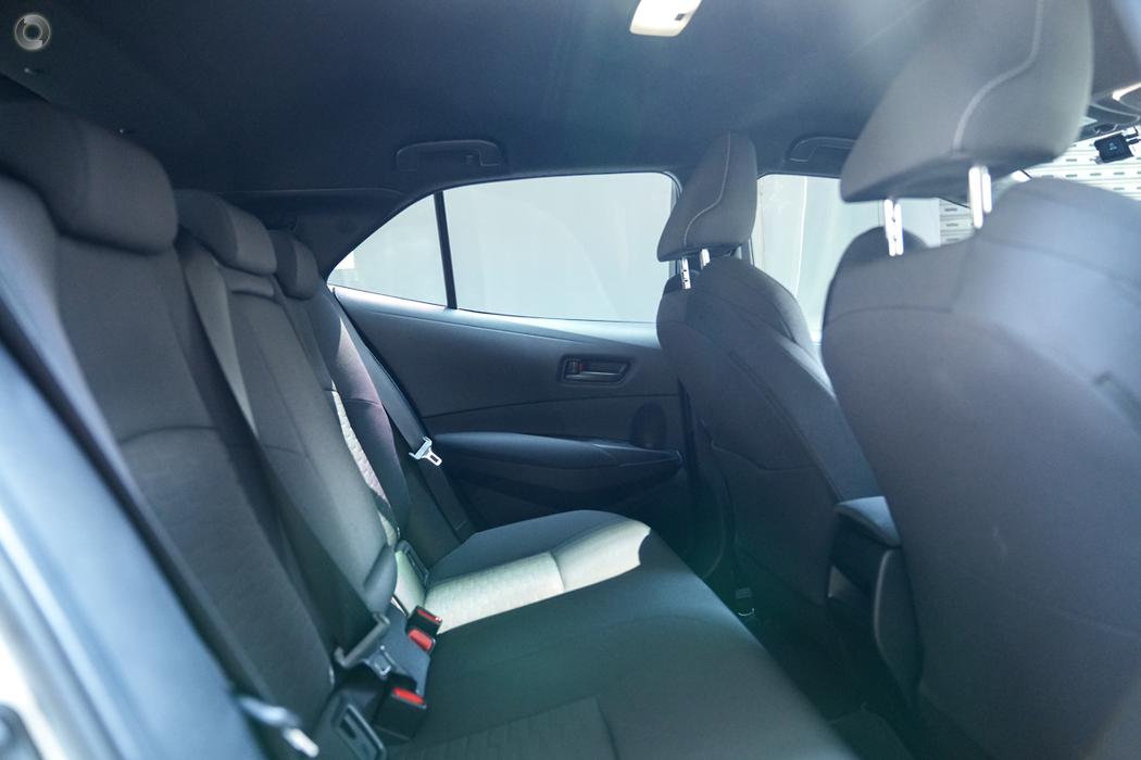 
								2024 Toyota Corolla ZWE219R Ascent Sport Hybrid Hatchback 5dr E-CVT 1sp 1.8i/70kW Hybrid – #596 sold full									