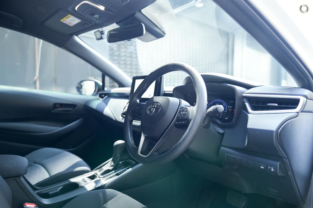 
								2024 Toyota Corolla ZWE219R Ascent Sport Hybrid Hatchback 5dr E-CVT 1sp 1.8i/70kW Hybrid – #596 sold full									