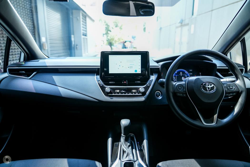 
								2024 Toyota Corolla ZWE219R Ascent Sport Hybrid Hatchback 5dr E-CVT 1sp 1.8i/70kW Hybrid – #596 sold full									