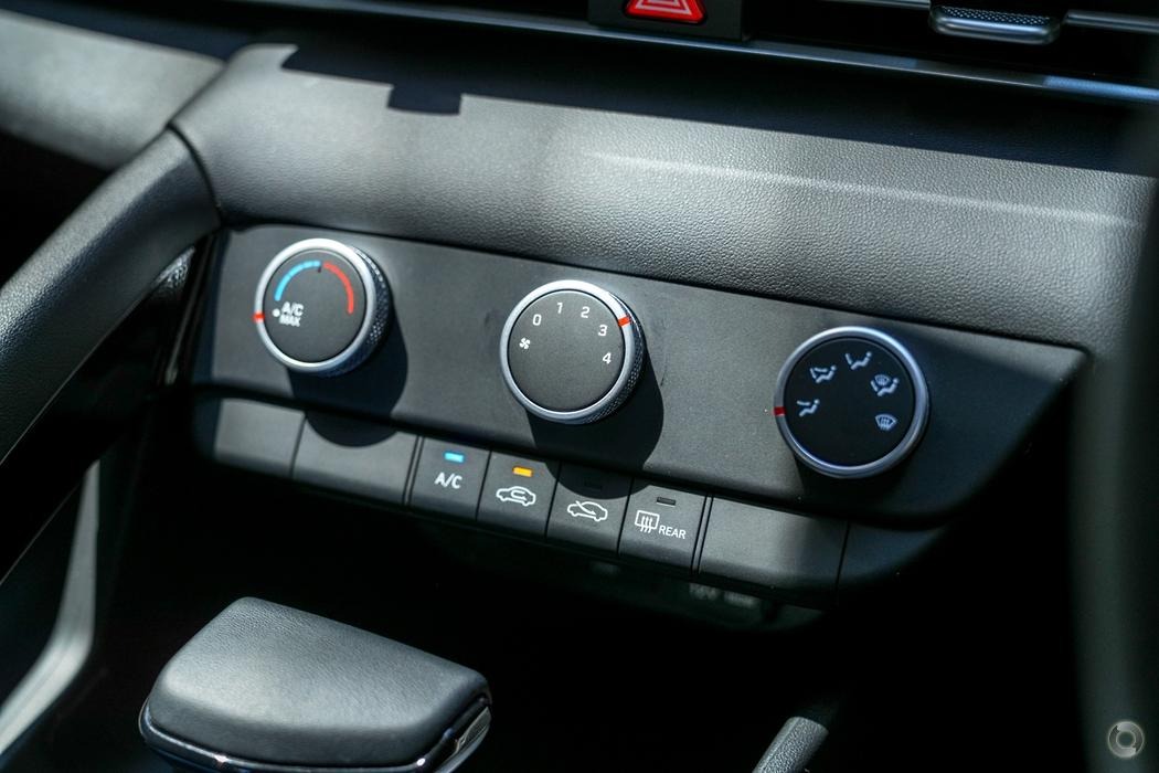 
								2025 Hyundai i30 CN7.V2 MY25 Sedan 4dr CVT 1sp 2.0i – #587 sold full									