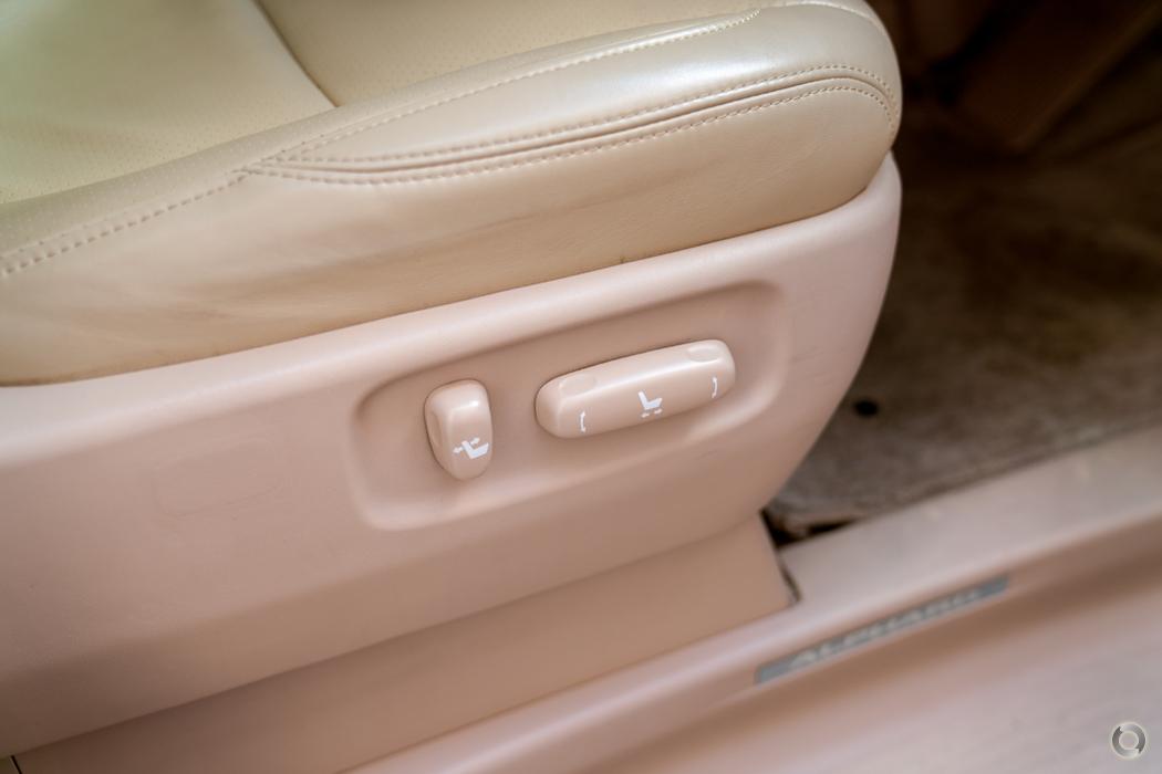 
								2008 Toyota Alphard GGH20W 350G Van Wagon 7st 5dr Auto 6sp 3.5i [IMP] – #629 full									