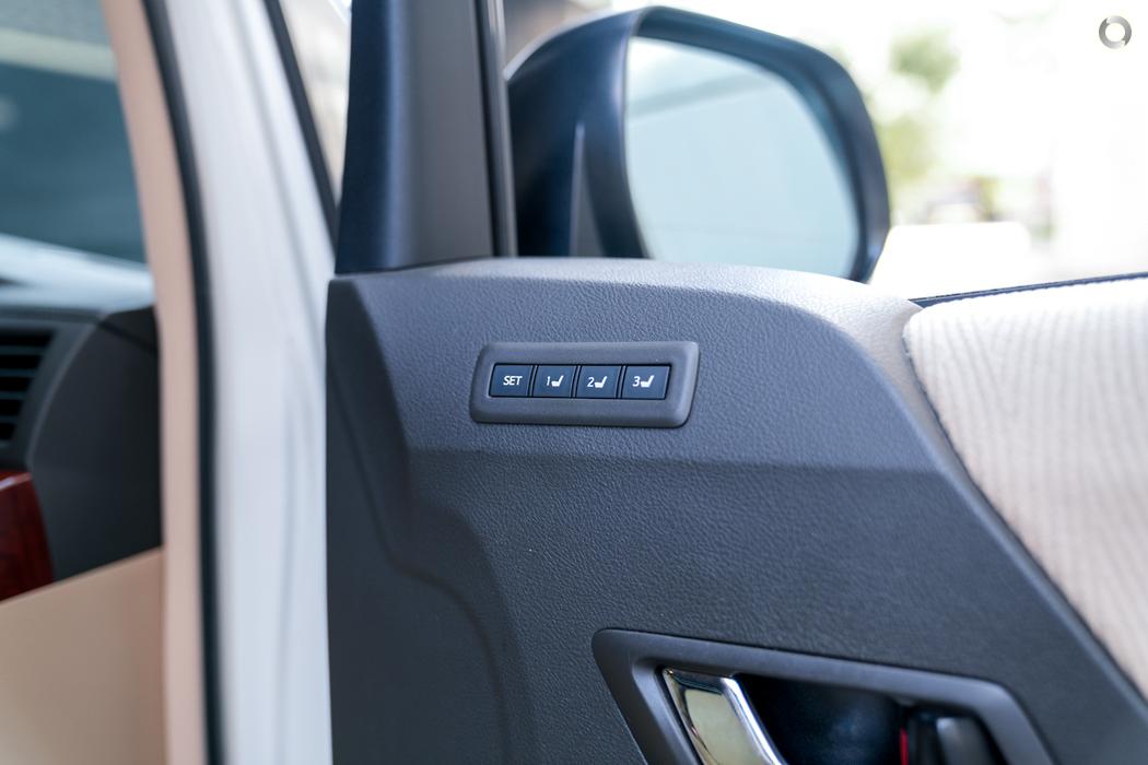 
								2008 Toyota Alphard GGH20W 350G Van Wagon 7st 5dr Auto 6sp 3.5i [IMP] – #629 full									