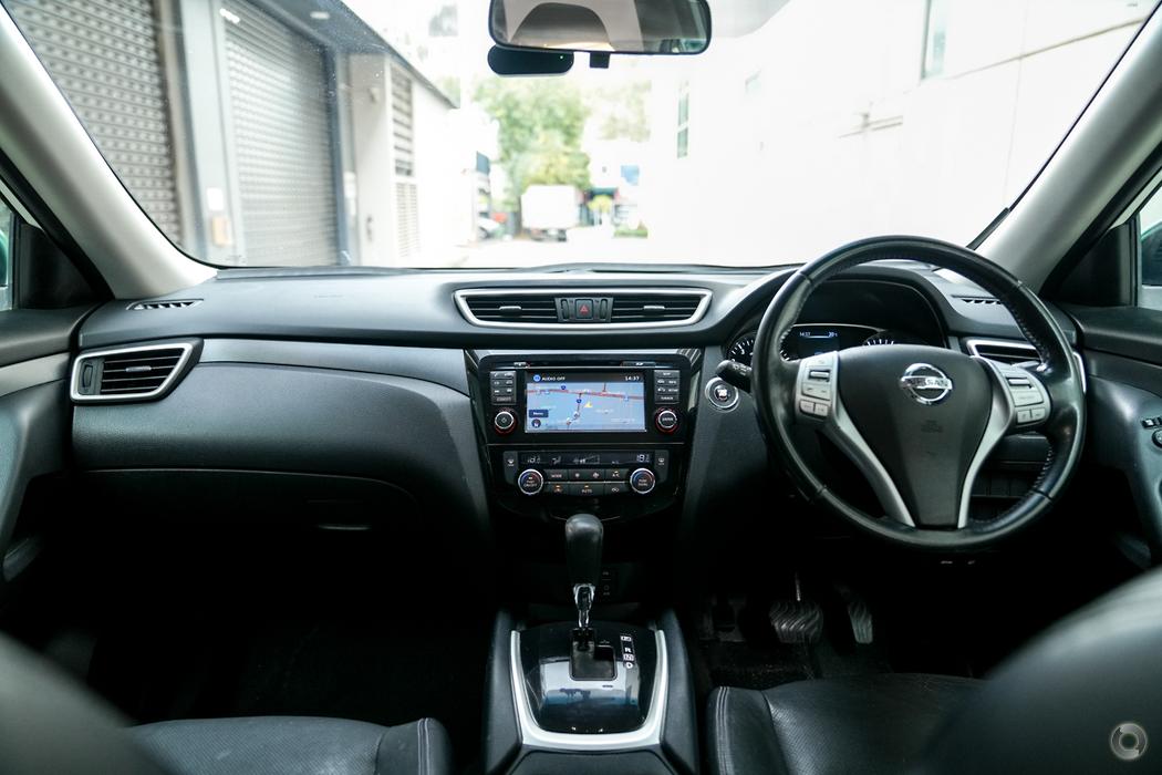 
								2015 Nissan X-TRAIL T32 ST-L Wagon 5dr X-tronic 7sp 2WD 2.5i – #666 full									