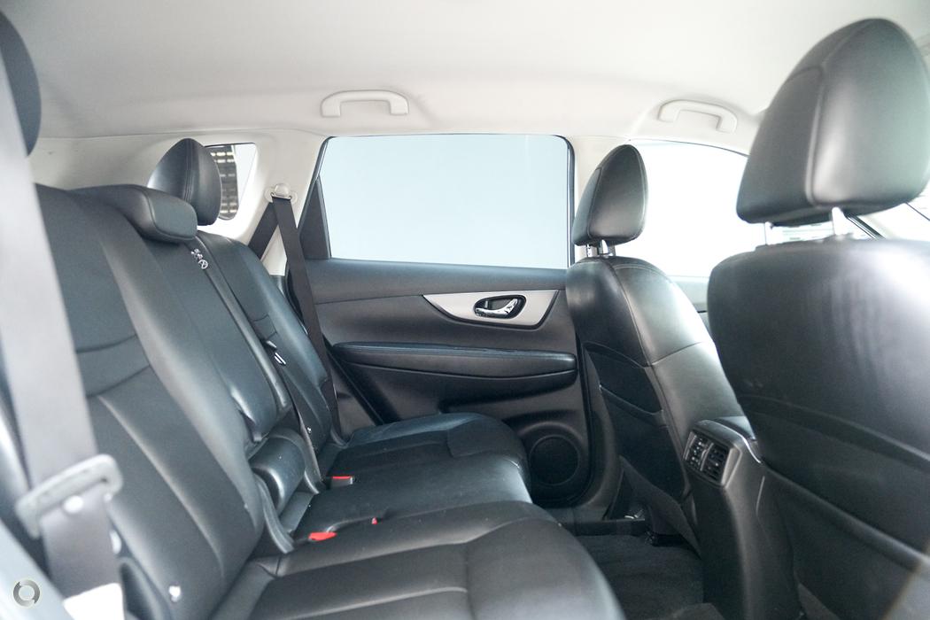 
								2015 Nissan X-TRAIL T32 ST-L Wagon 5dr X-tronic 7sp 2WD 2.5i – #666 full									