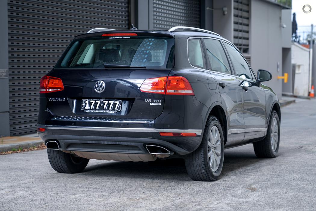 
								2015 Volkswagen Touareg 7P MY16 150TDI Wagon 5dr Tiptronic 8sp 4MOTION 3.0DT – #637 full									